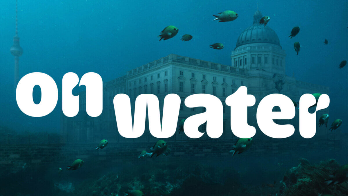On water_key visual_gro?_mit Schriftzug